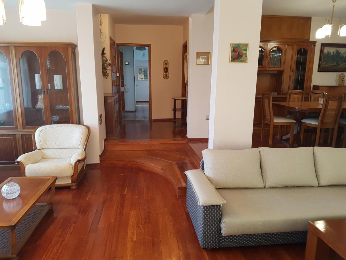Luxury Athenian Riviera Apartment 135 Sqm At Voula Екстериор снимка