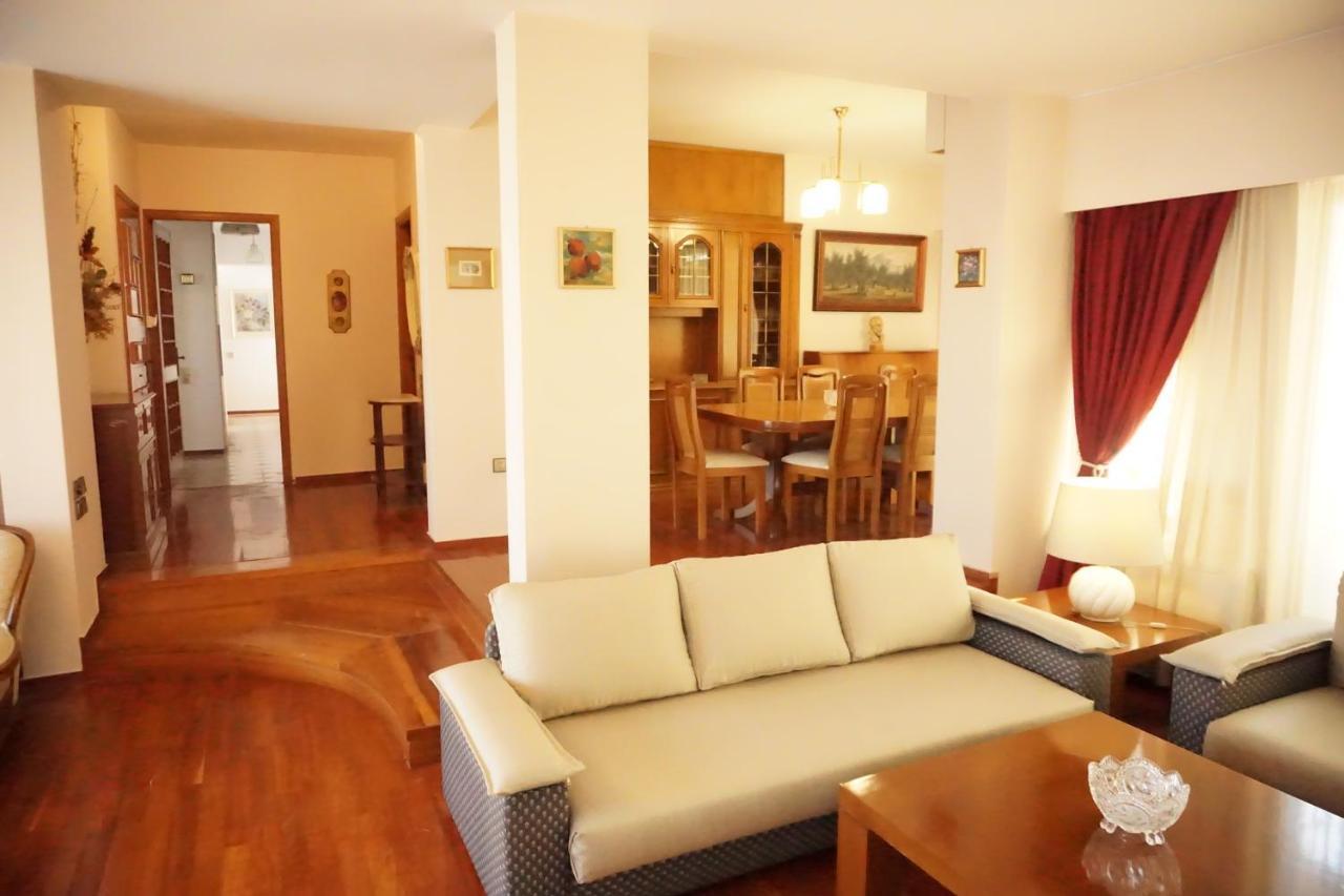 Luxury Athenian Riviera Apartment 135 Sqm At Voula Екстериор снимка